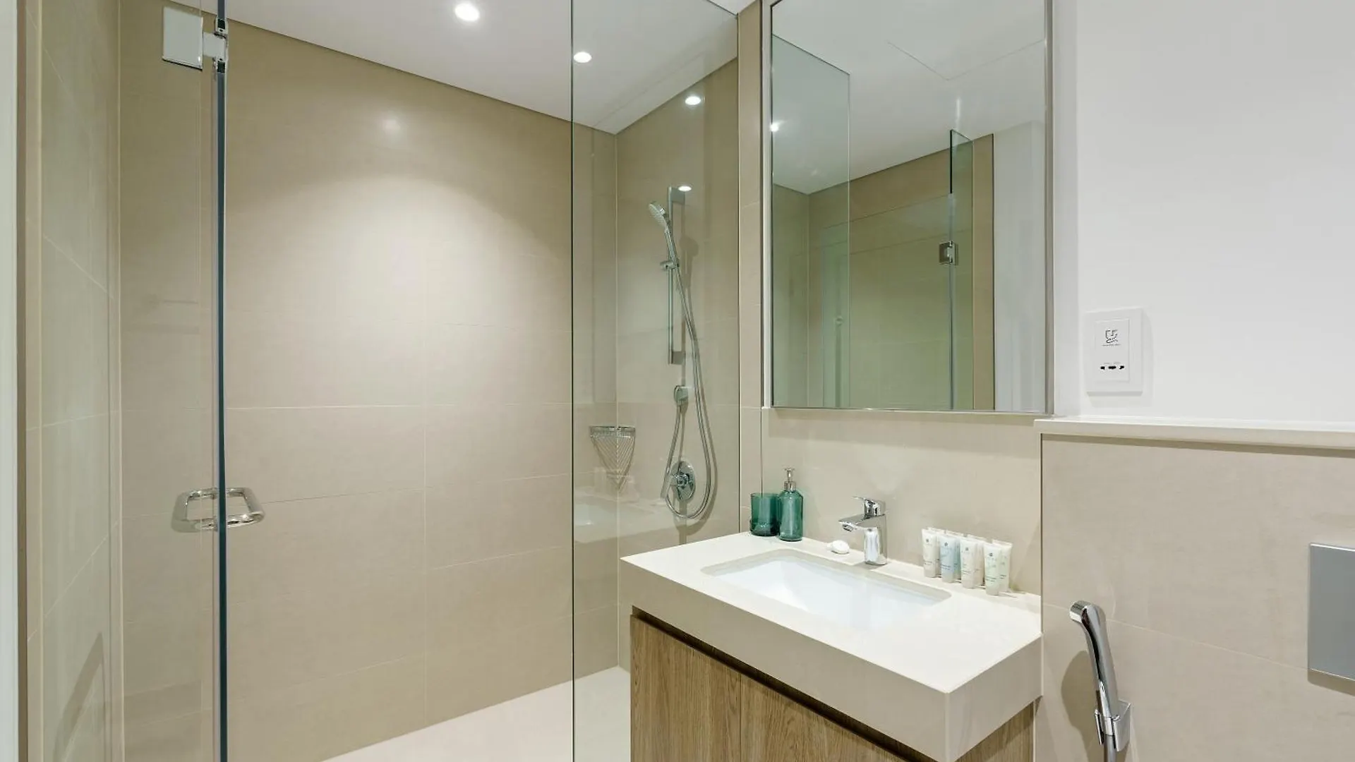 Gorgeous 3Br With Burj Khalifa & Fountain View Apartment Dubai